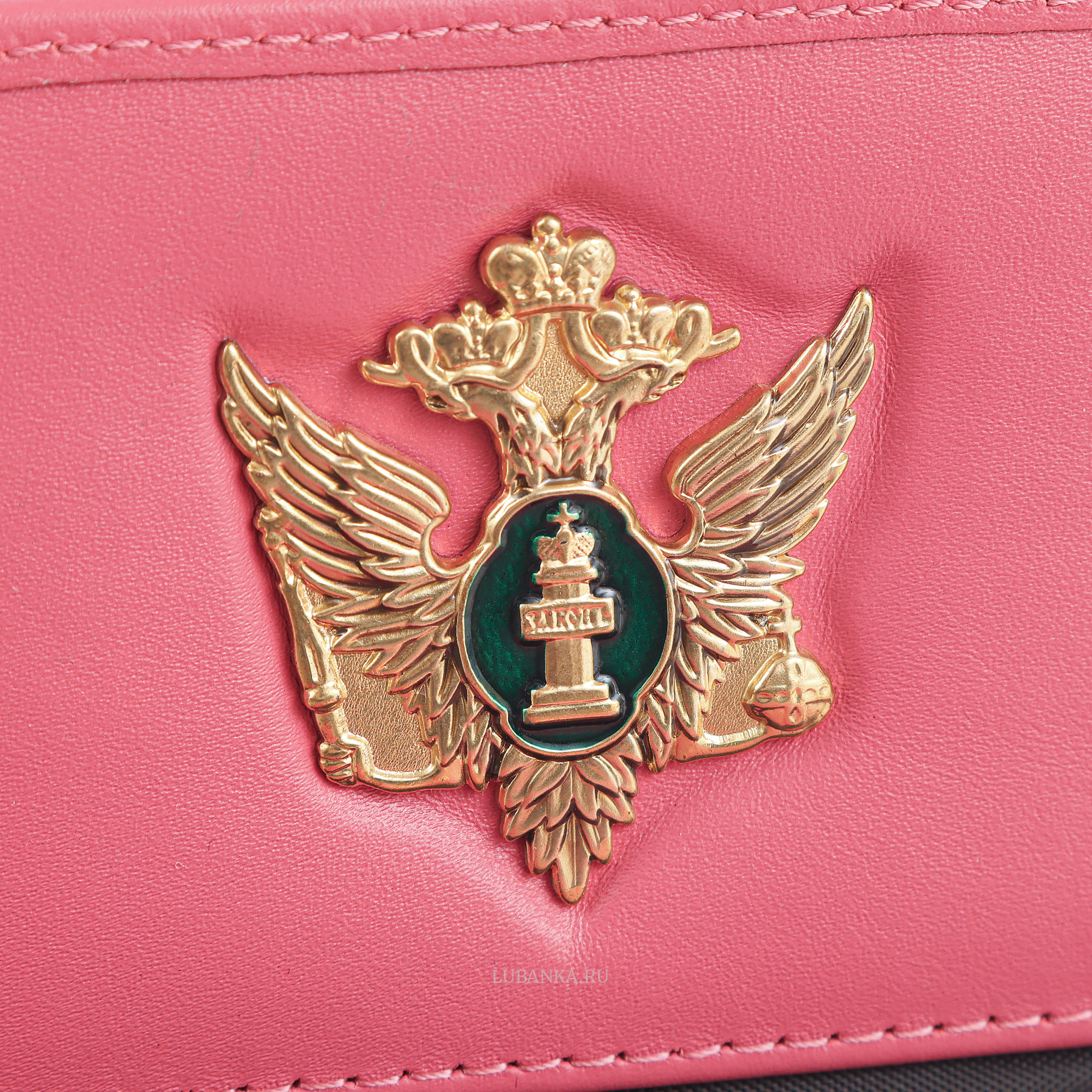 Обложка для автодокументов и удостоверения МинЮст с жетоном розовая